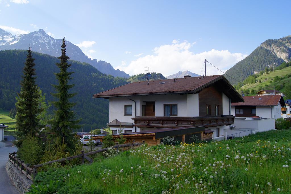 Ferienhaus Peter Spoettl Наудерс Екстер'єр фото