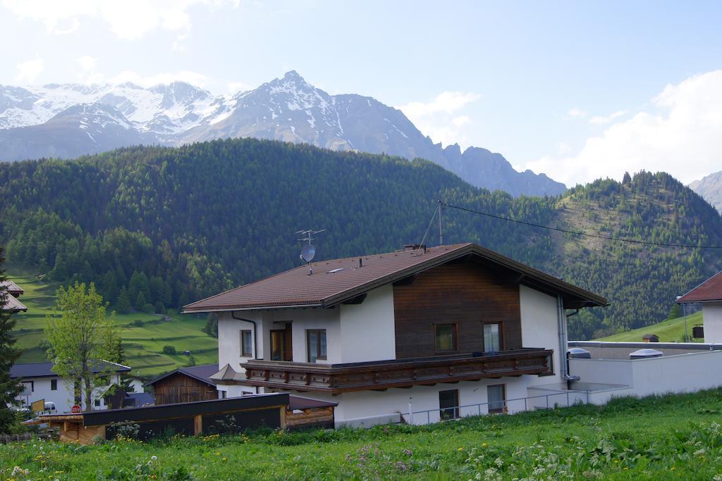 Ferienhaus Peter Spoettl Наудерс Екстер'єр фото