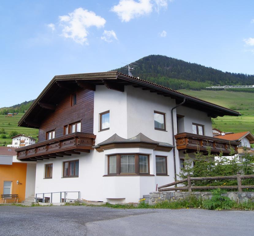 Ferienhaus Peter Spoettl Наудерс Екстер'єр фото